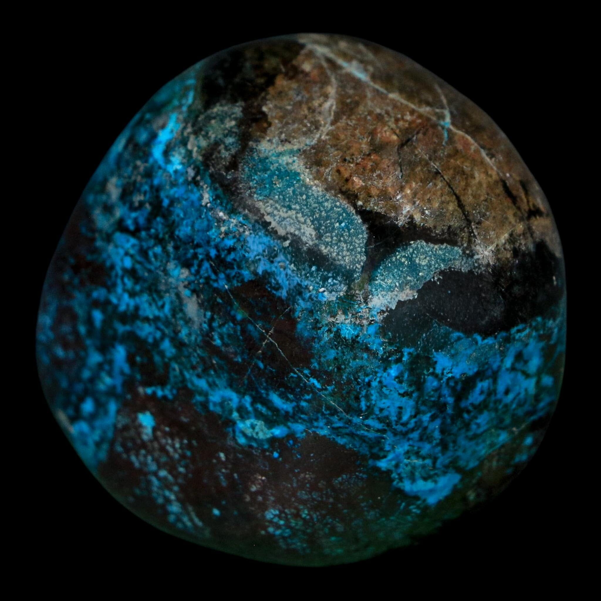 1.5" Chrysocolla Palm Stone Polished Free Form Blue And Teal Color Location Peru