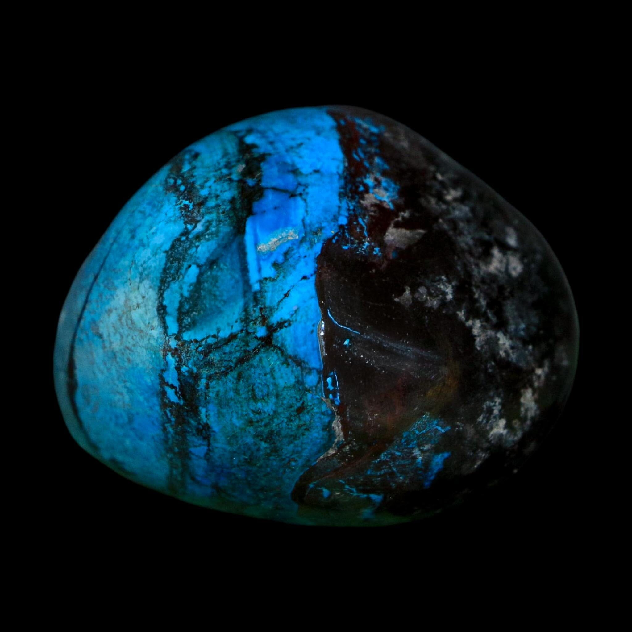 1.5" Chrysocolla Palm Stone Polished Free Form Blue And Teal Color Location Peru
