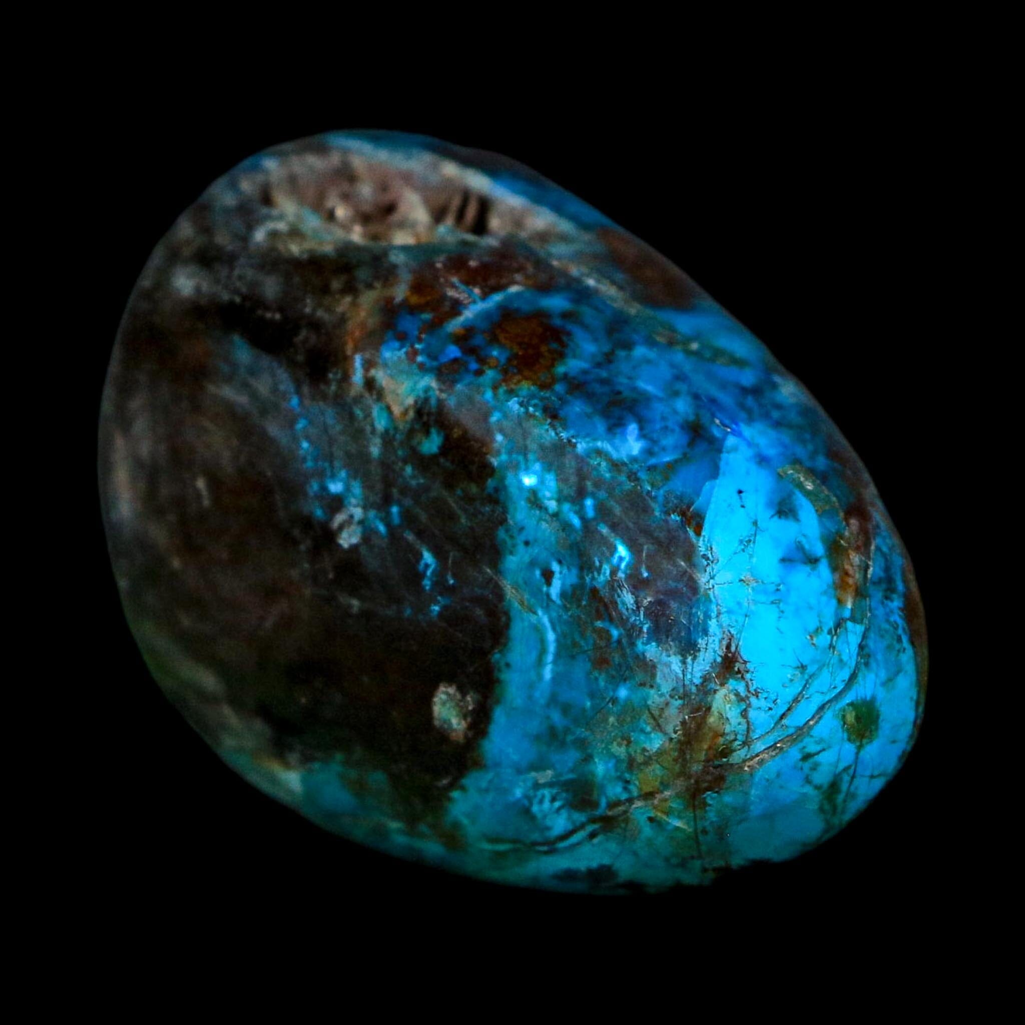 1.7" Chrysocolla Palm Stone Polished Free Form Blue And Teal Color Location Peru