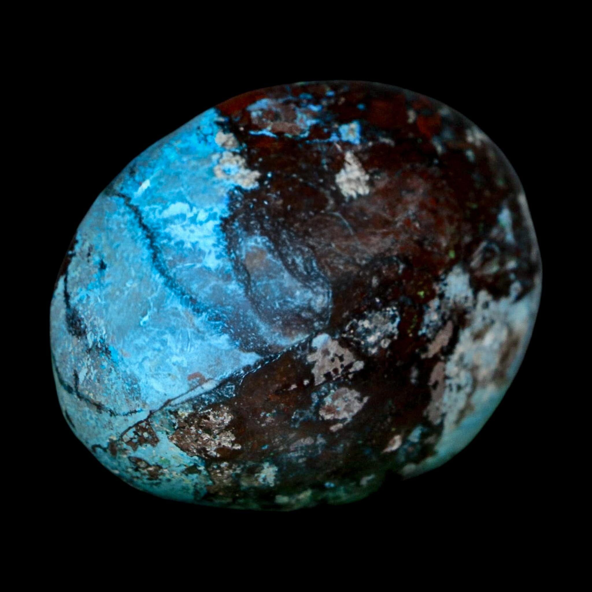 2" Chrysocolla Palm Stone Polished Free Form Blue And Teal Color Location Peru