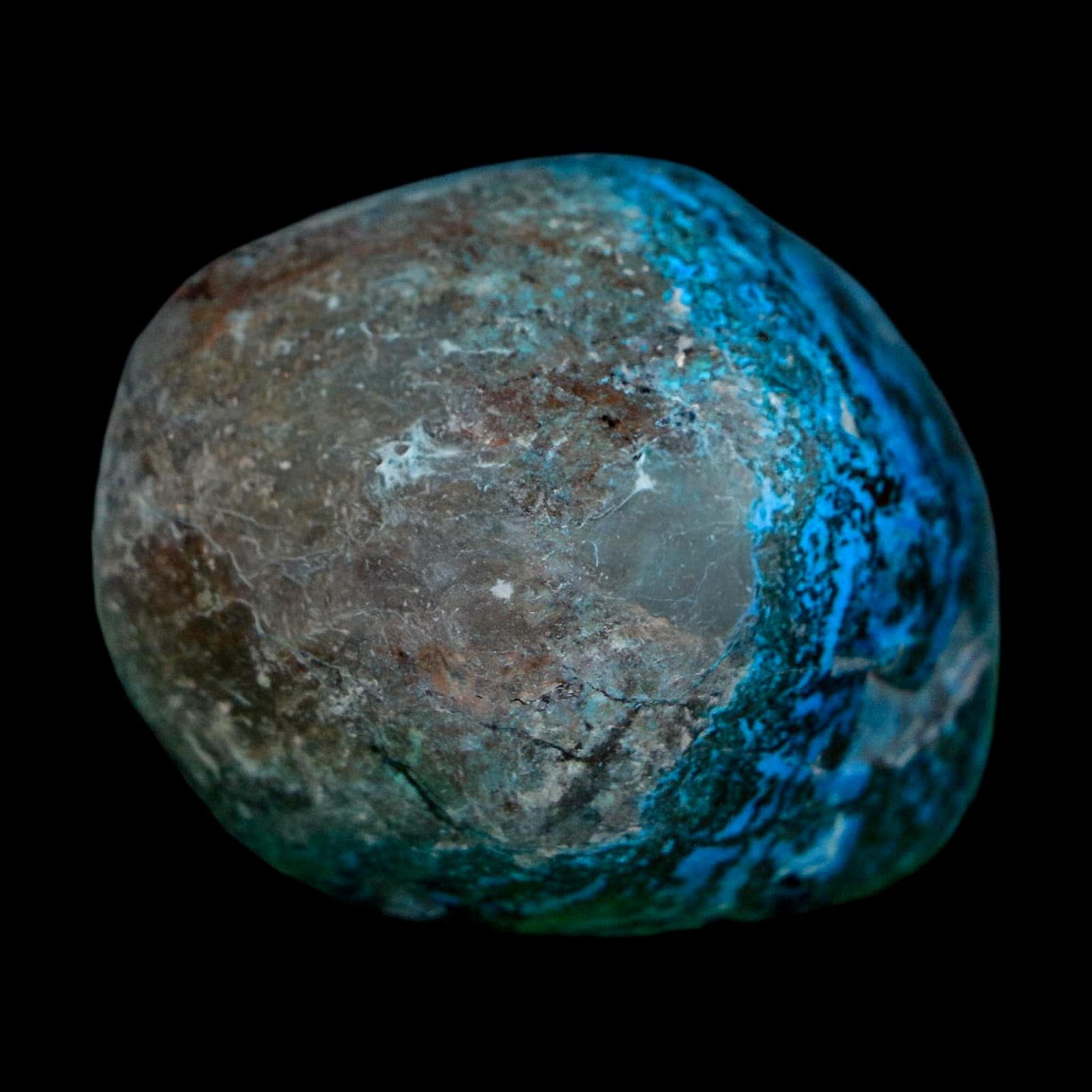 1.6" Chrysocolla Palm Stone Polished Free Form Blue And Teal Color Location Peru