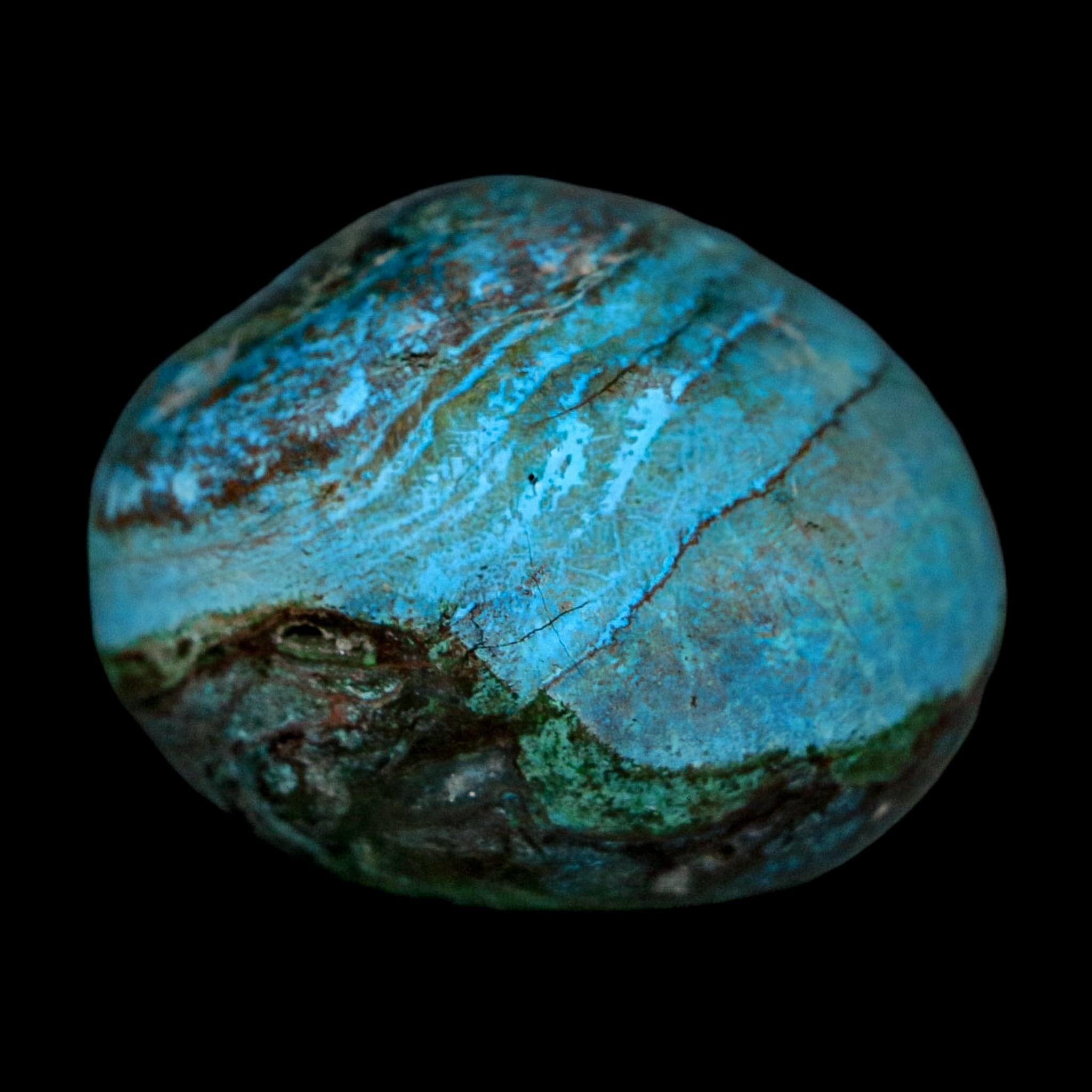 1.5" Chrysocolla Palm Stone Polished Free Form Blue And Teal Color Location Peru