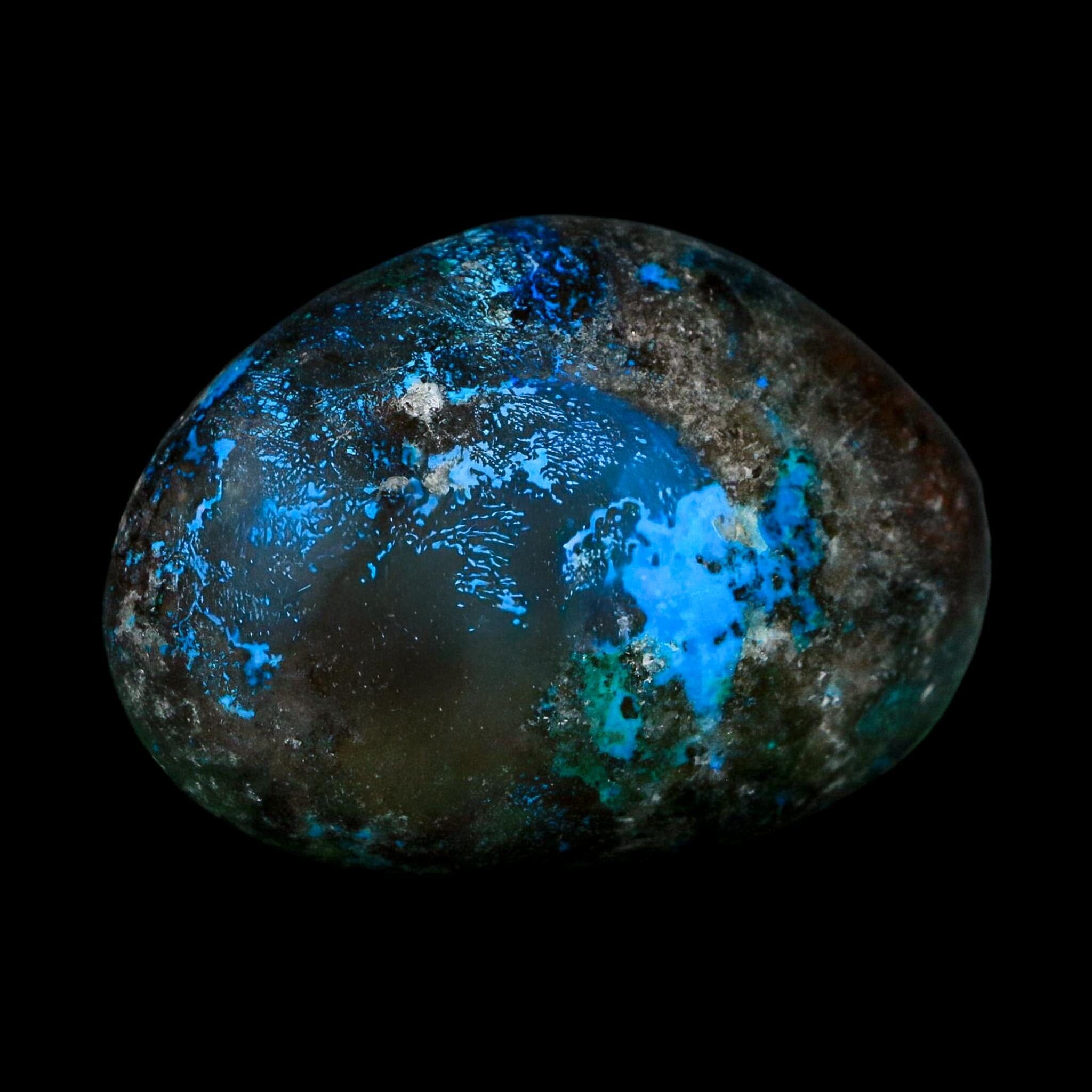 2" Chrysocolla Palm Stone Polished Free Form Blue And Teal Color Location Peru