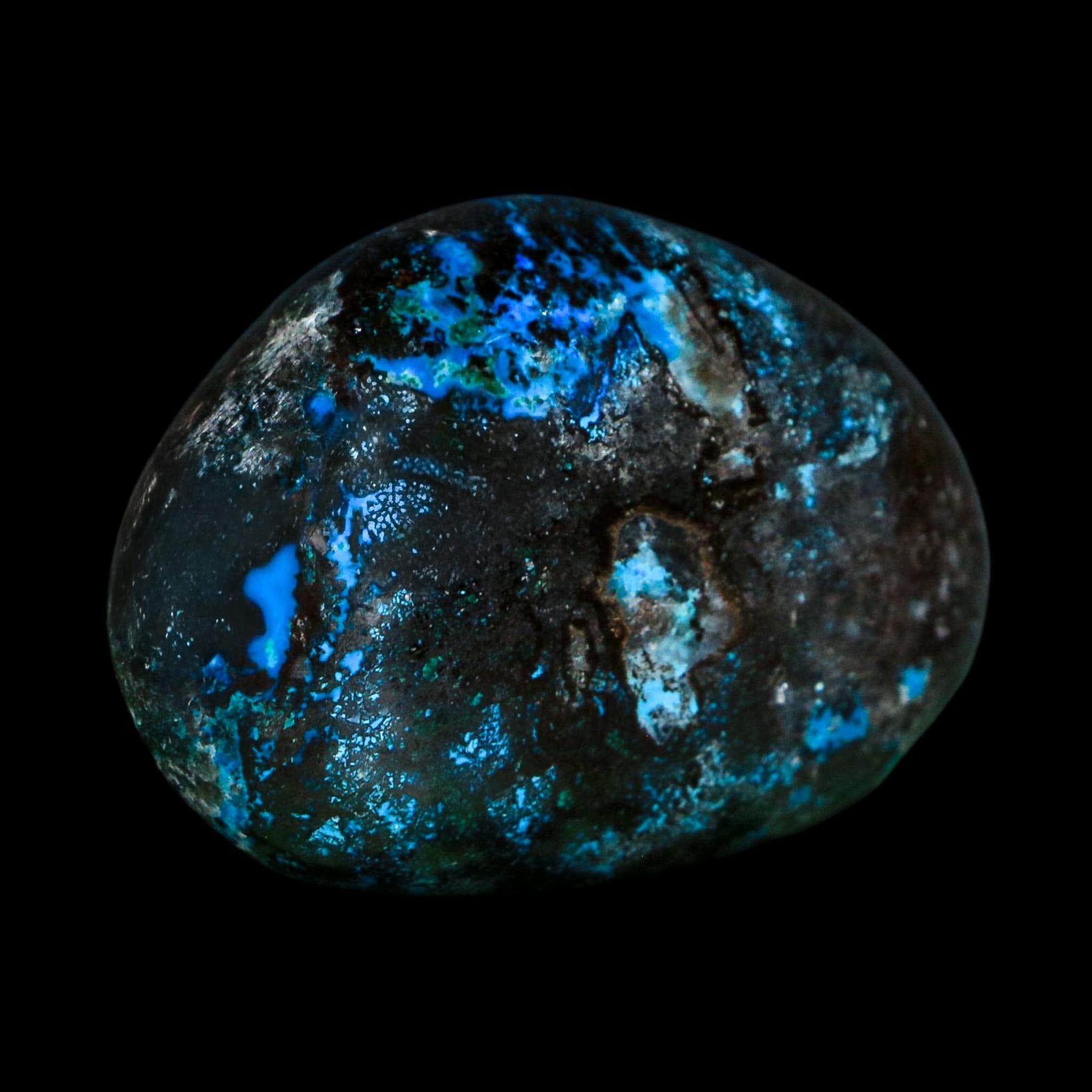 2" Chrysocolla Palm Stone Polished Free Form Blue And Teal Color Location Peru